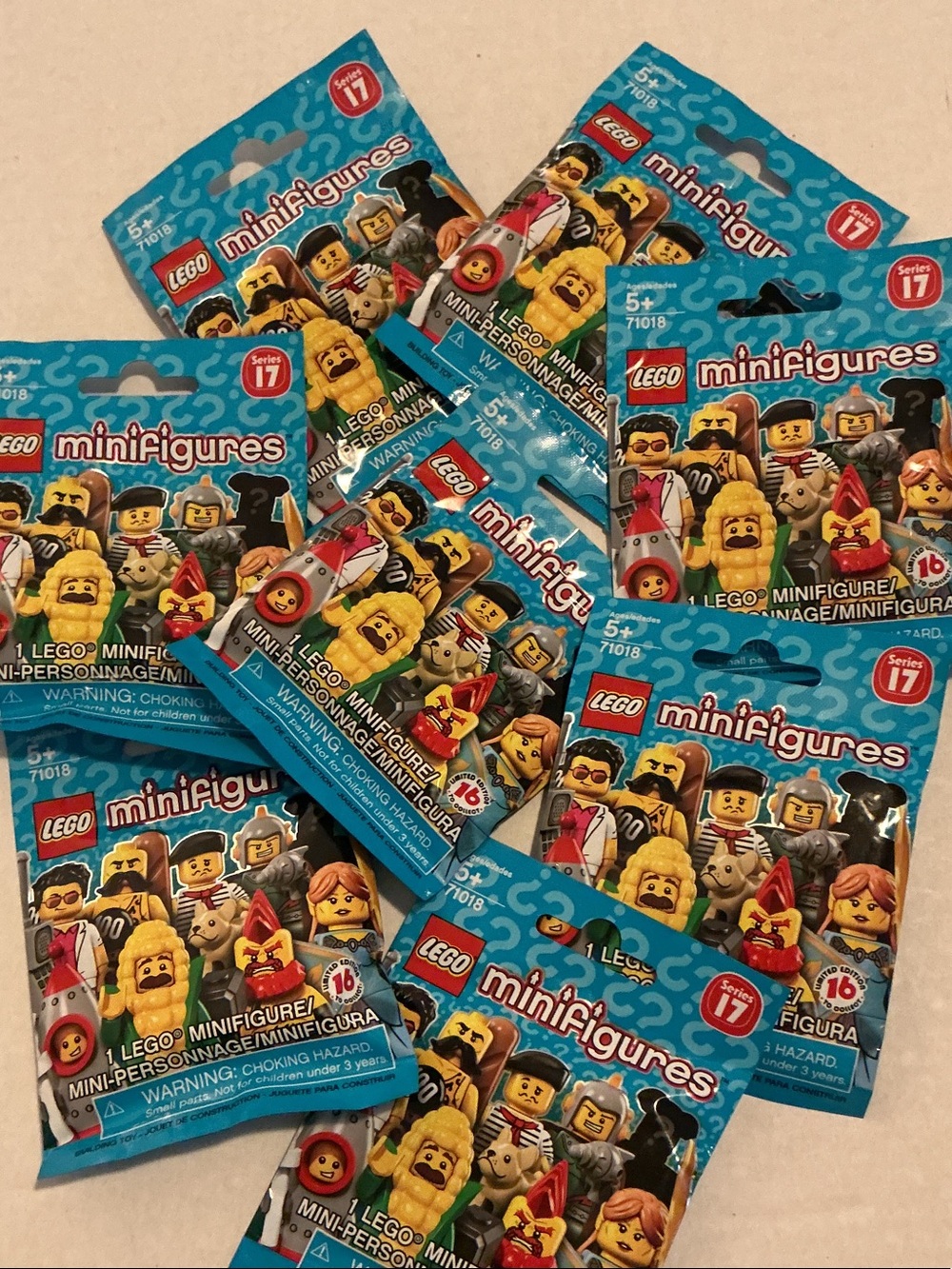 Lego Minifigures Series 17 NISB Lot of 8
